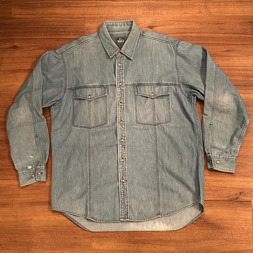 Vintage Men’s Woolrich Western Loose Denim Shirt Jacket Size XL Light Wash